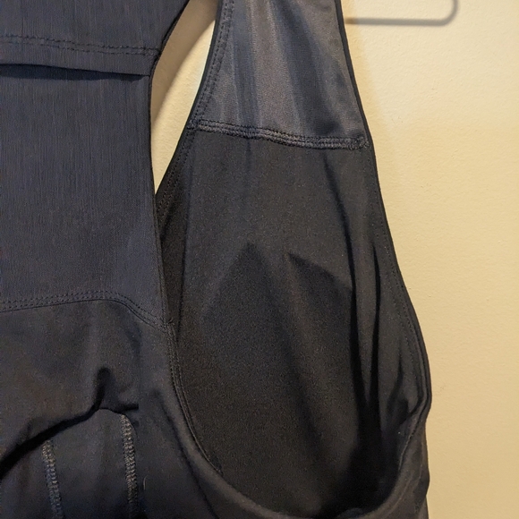 Fabletics Black Padded Workout Bra, size 2X - Picture 5 of 6